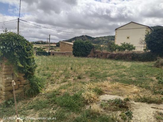 Casa con Terreno - NAVARRA