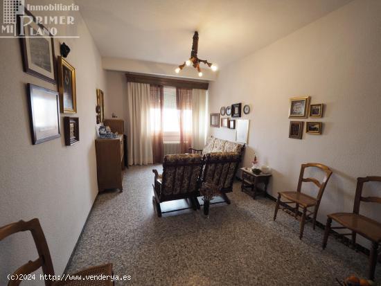 *PISO EN DON VICTOR PEÑASCO, 4 DORMITORIOS Y TERRAZA POR SÓLO 80.000 EUROS* - CIUDAD REAL