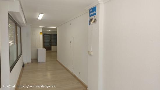 Local en venta en General Dávila - CANTABRIA