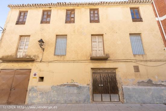  CASA JUNTO AL AYUNTAMIENTO DEL PADUL, PARA REHABILITAR O DERRIBAR - GRANADA 