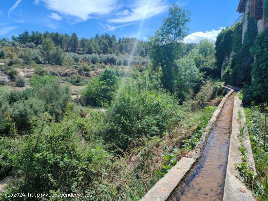 Antiguo molino reformado con interiores diáfanos - TERUEL