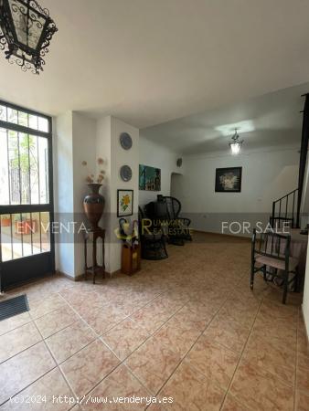 Carmen en venta con vistas exclusivas a la Alhambra. - GRANADA