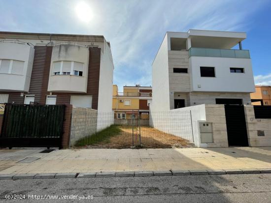  FANTÁSTICO SOLAR URBANO EN ZONA RESIDENCIAL DE CULLERA... - VALENCIA 