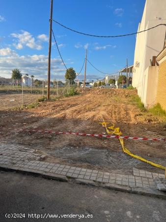 OPORTUNIDAD SOLAR EN GERENA, SEVILLA. - SEVILLA