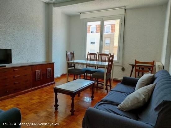 Piso en venta en avenida de Francisco de Goya, - ZARAGOZA