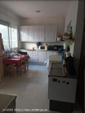 SE VENDE MAGNIFICA CASA DE 2 PLANTAS EN LA CALLE CERVANTES - CASTELLON