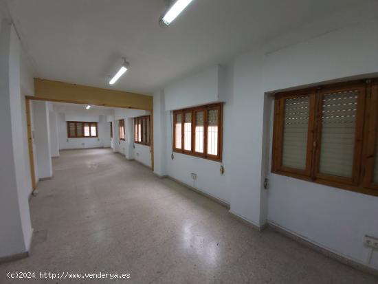  VENDE LOCAL EN VILLENA - ALICANTE 