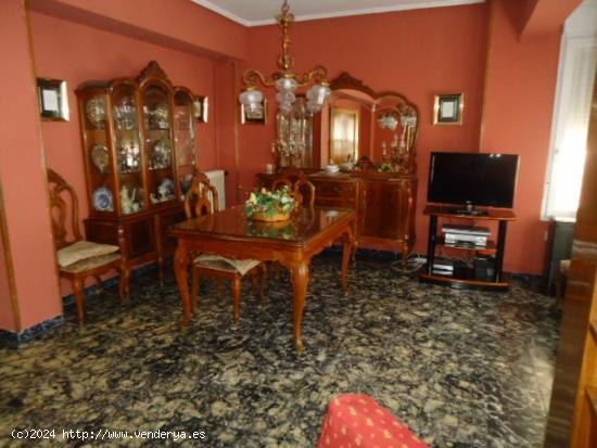 VENDE PISO EN VILLENA CON ASCENSOR - ALICANTE