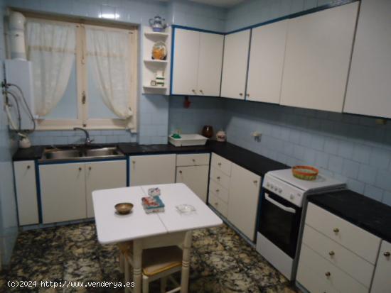 VENDE PISO EN VILLENA CON ASCENSOR - ALICANTE