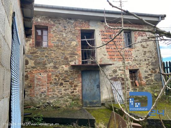 Casa en el pueblo de  La Teyera , Langreo - ASTURIAS