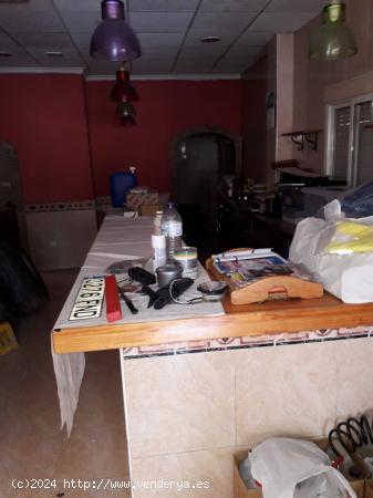 SE VENDE LOCAL PREPARADO PARA BAR EN SANTIAGO EL MAYOR - MURCIA