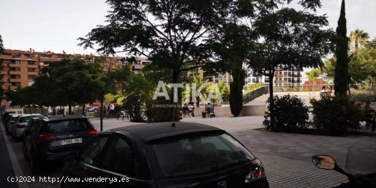 LOCAL COMERCIAL EN ALQUILER CON SALIDA DE HUMOS. - VALENCIA