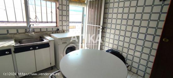 CASA EN VENTA EN ZONA MUY TRANQUILA - VALENCIA