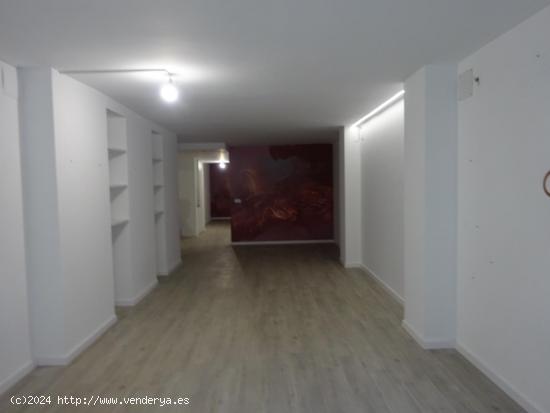 ALQUILER LOCAL COMERCIAL EN ZONA CENTRO - CASTELLON