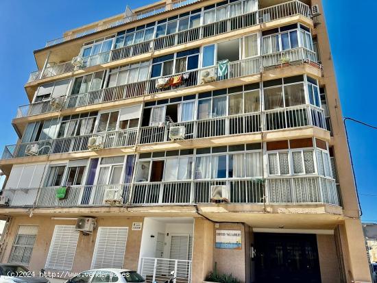 Se Vende en Torrevieja - ALICANTE