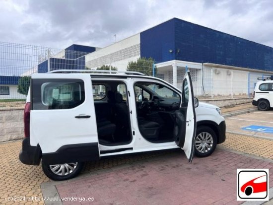 PEUGEOT Rifter en venta en AlcalÃ¡ de GuadaÃ­ra (Sevilla) - AlcalÃ¡ de GuadaÃ­ra