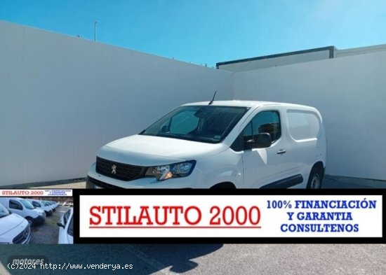  Peugeot Partner Premium Standar 73KW de 2021 con 134.000 Km por 9.500 EUR. en Girona 