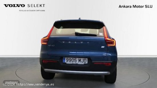 Volvo XC40 XC40 Recharge Core, T4 plug-in hybrid, Electrico/Gasolina, Bright de 2023 con 22.697 Km p