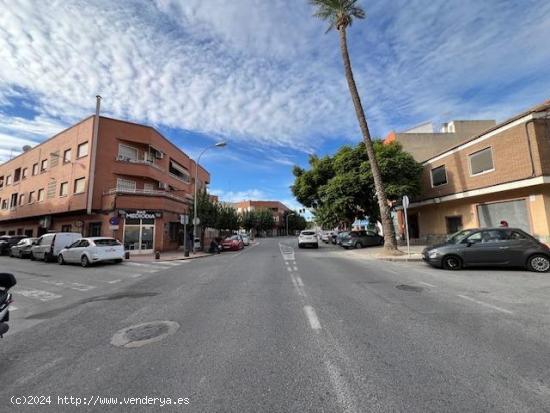 VENTA PISO ZARANDONA Y AVDA. SANTIAGO, 3 DORMITORIOS, SIN ASCENSOR - MURCIA