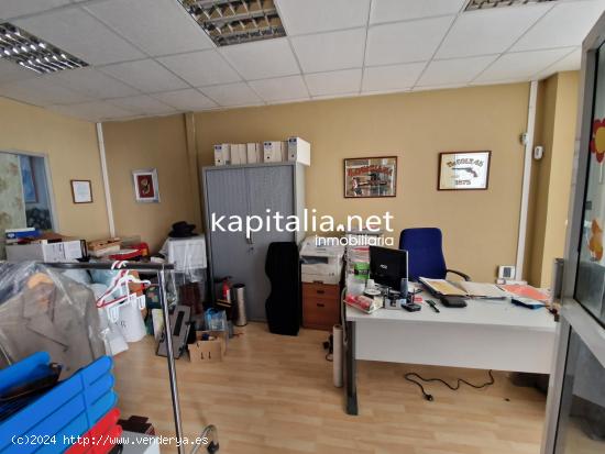 Nave comercial en venta en poligono Gormaig de cocentaina - ALICANTE