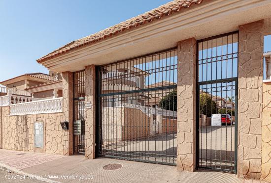 Villa independiente en Los Altos, Torrevieja - ALICANTE