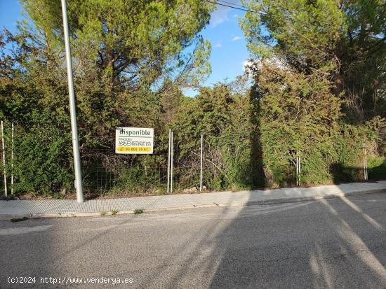 SOLAR EN VENDA AL POBLE DE CARME - BARCELONA