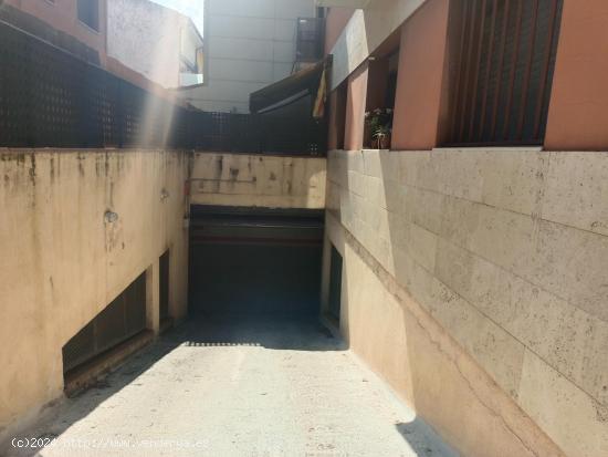 Plaza parking coche, en venta, 21 m2 céntrica. - BARCELONA