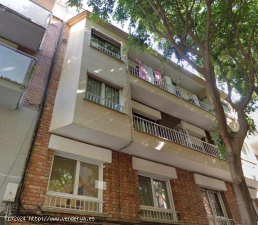  SE VENDE PISO EN BARCELONA, ZONA BON PASTOR - BARCELONA 