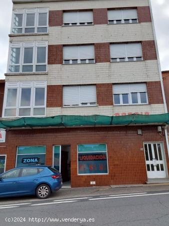 SE VENDE CASA PARA REFORMAR EN BOIRO CON LOCAL COMERCIAL - A CORUÑA