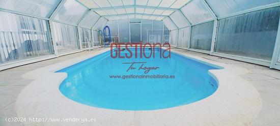 CHALET CON PISCINA PRIVADA. MERUELO. - CANTABRIA