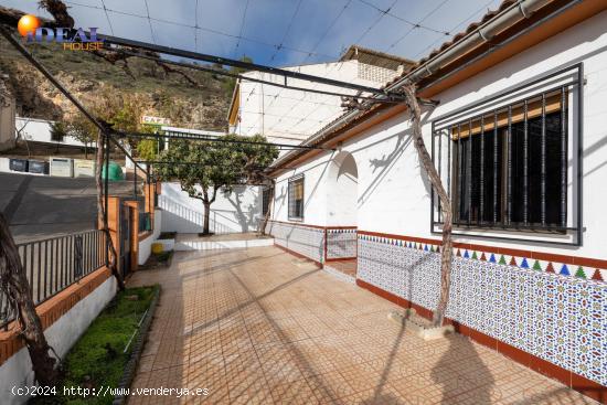 Magnífica casa en una sola planta en Colomera - GRANADA