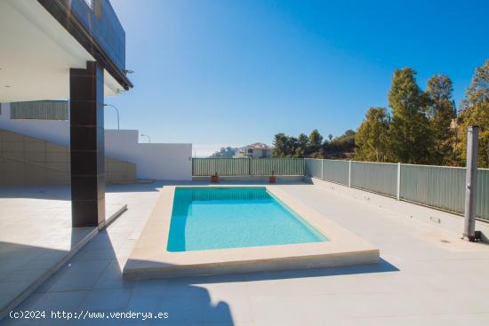  Impresionante Villa de Lujo Moderna en Benalmádena zona Xanit - MALAGA 