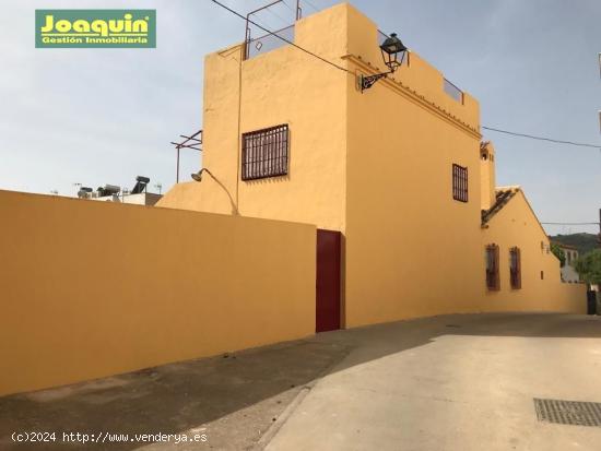 ESTUPENDA CASA CON TERRENO EN CERRO MURIANO. - CORDOBA