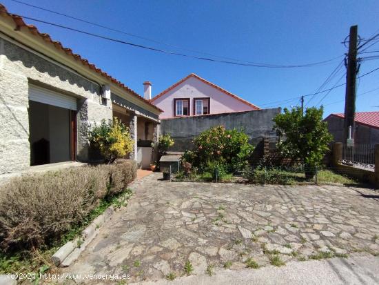 CASA DE PIEDRA PARA REFORMA CON JARDÍN - PONTEVEDRA