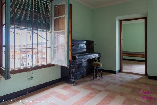 Casa señorial en el centro de Calatorao - ZARAGOZA