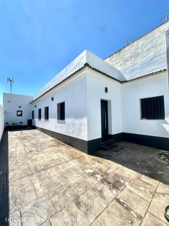 CASA INDEPENDIENTE EN EL MAYORAZGO - CADIZ