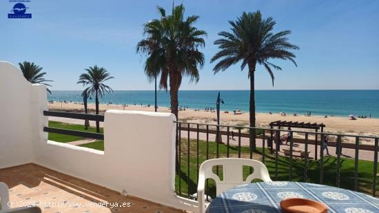  APARTAMENTO EN LA PLAYA DE LA BARROSA - CADIZ 