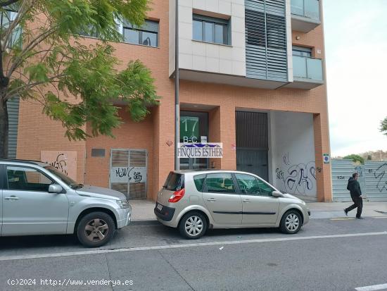  2 PLAZAS DE PARKING EN C PUIG I FERRATER, CERCA PAÏSOS CATALANS - TARRAGONA 