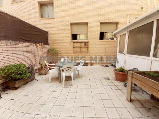 ESTUPENDO PISO EN PLANTA BAJA CON FANTASTICA TERRAZA A NIVEL!!! - BARCELONA