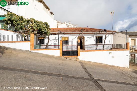 Magnífica casa en una sola planta en Colomera - GRANADA