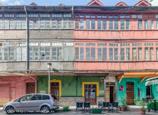 EDIFICIO CON LOCAL DE HOSTELERIA EN EL CENTRO DE SAMA DE LANGREO - ASTURIAS