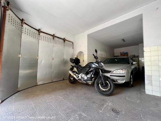 Casa histórica de lujo con cochera en el casco antiguo de la ciudad - CORDOBA