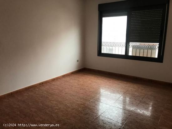 Se Vende en Petrer - ALICANTE