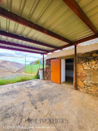 CASA DE CAMPO CON TERRENO EN LA SORRUEDA - LAS PALMAS