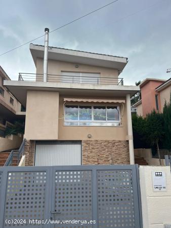 SE VENDE EXPECTACULAR CHALET EN ALBIR - ALICANTE