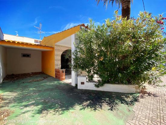 Independiente chalet en zona Playa de la Concha - CASTELLON