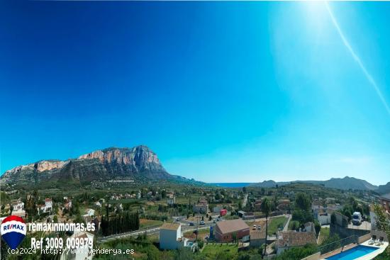  CHALET WITH STUNNING VIEWS OF THE VALLEY, MONTGÓ AND SEA - ALICANTE 