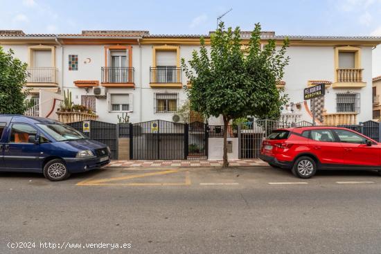  SE VENDE ADOSADO EN CHURRIANA - GRANADA 