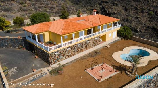 Villa y apartamento con vistas en el Sur de Tenerife. - SANTA CRUZ DE TENERIFE