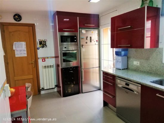 Unifamiliar aislada en venta  en Canyelles - Barcelona